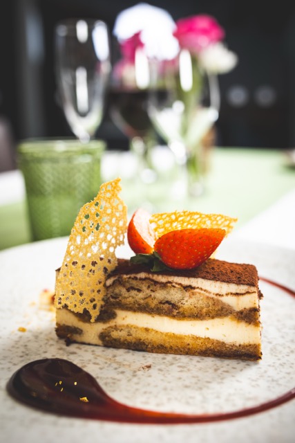 reevescatering 486 medium